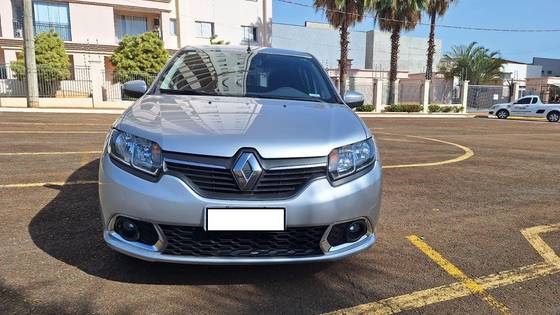 RENAULT SANDERO 1.6 EXPRESSION 8V FLEX 4P MANUAL RENAULT SANDERO 1.6 EXPRESSION 8V FLEX 4P MANUAL